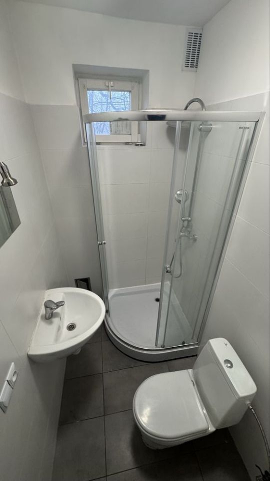 Mieszkanie 2-pokojowe Poręba Żegoty, ul. Szembeków. Zdjęcie 3