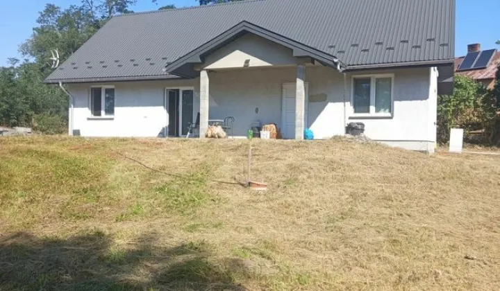 dom wolnostojący, 4 pokoje Piasek Mały