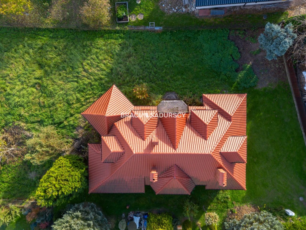 dom wolnostojący, 7 pokoi Śledziejowice. Zdjęcie 36