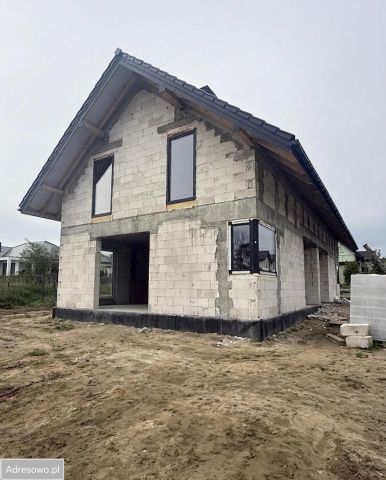 bliźniak, 4 pokoje Skawina, ul. Stanisława Wyspiańskiego. Zdjęcie 1