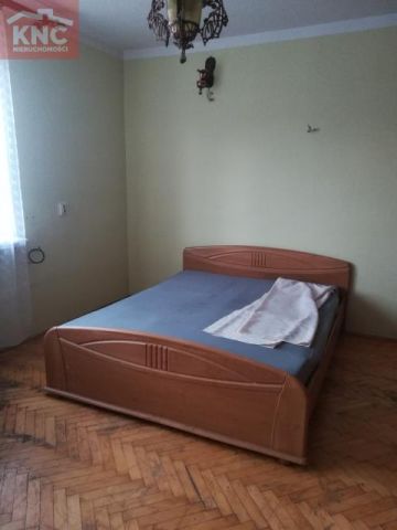 dom wolnostojący, 3 pokoje Żarnówka. Zdjęcie 1