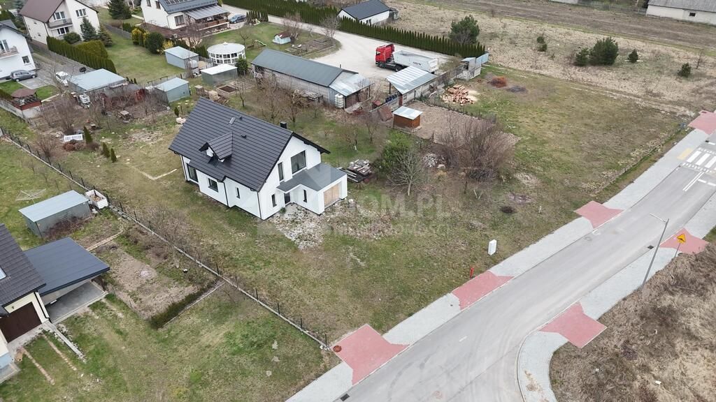 dom wolnostojący, 4 pokoje Kowala. Zdjęcie 15