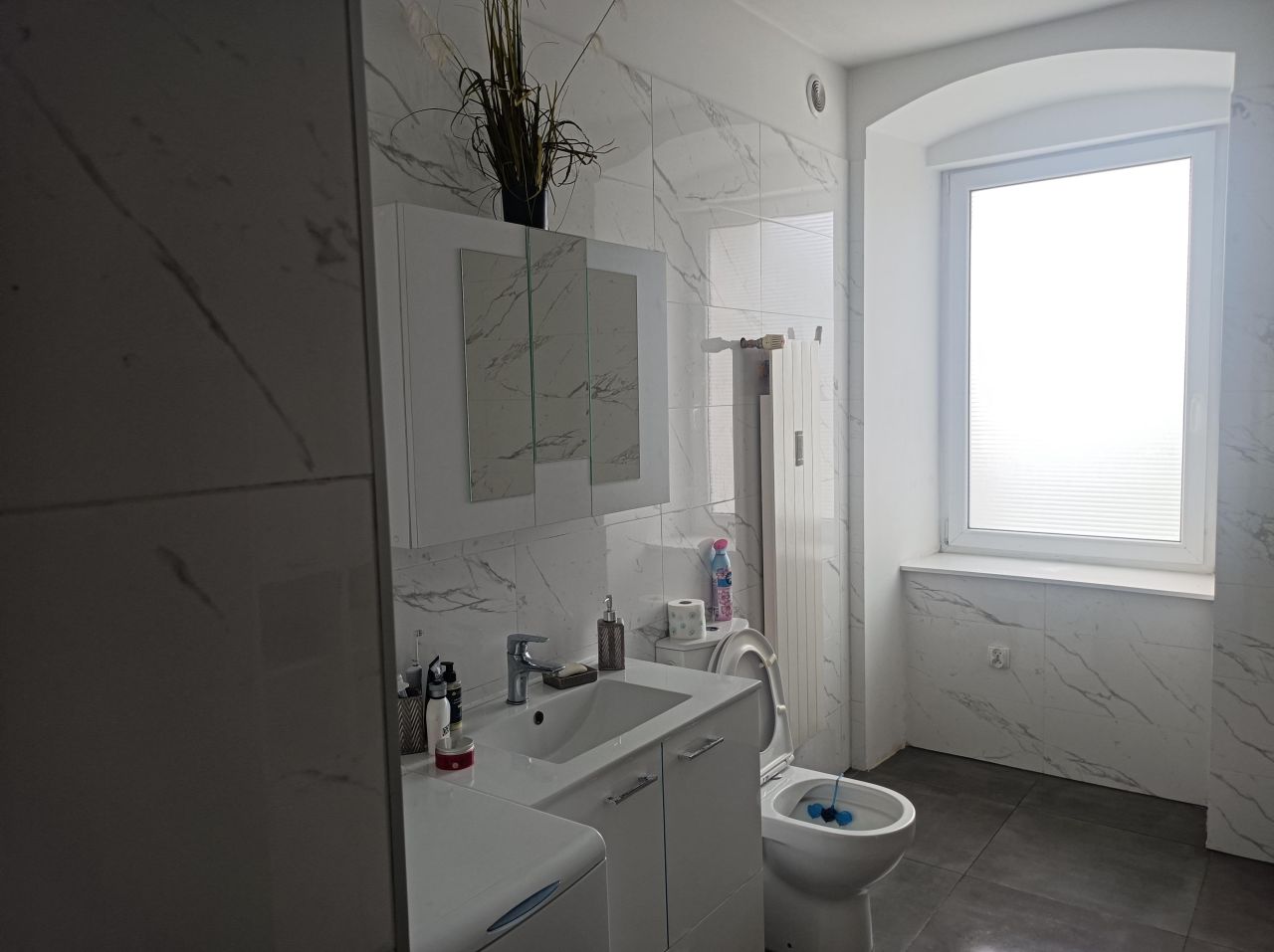 dom wolnostojący, 1 pokój Grądy. Zdjęcie 13