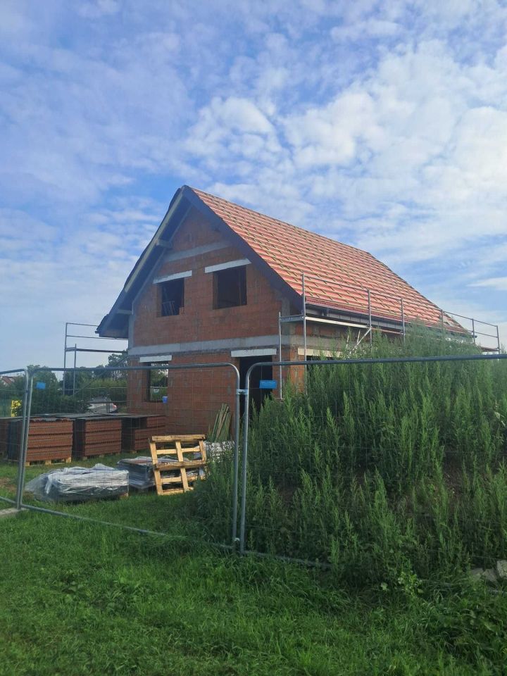 dom wolnostojący Brzeg, ul. gen. Sikorskiego. Zdjęcie 1