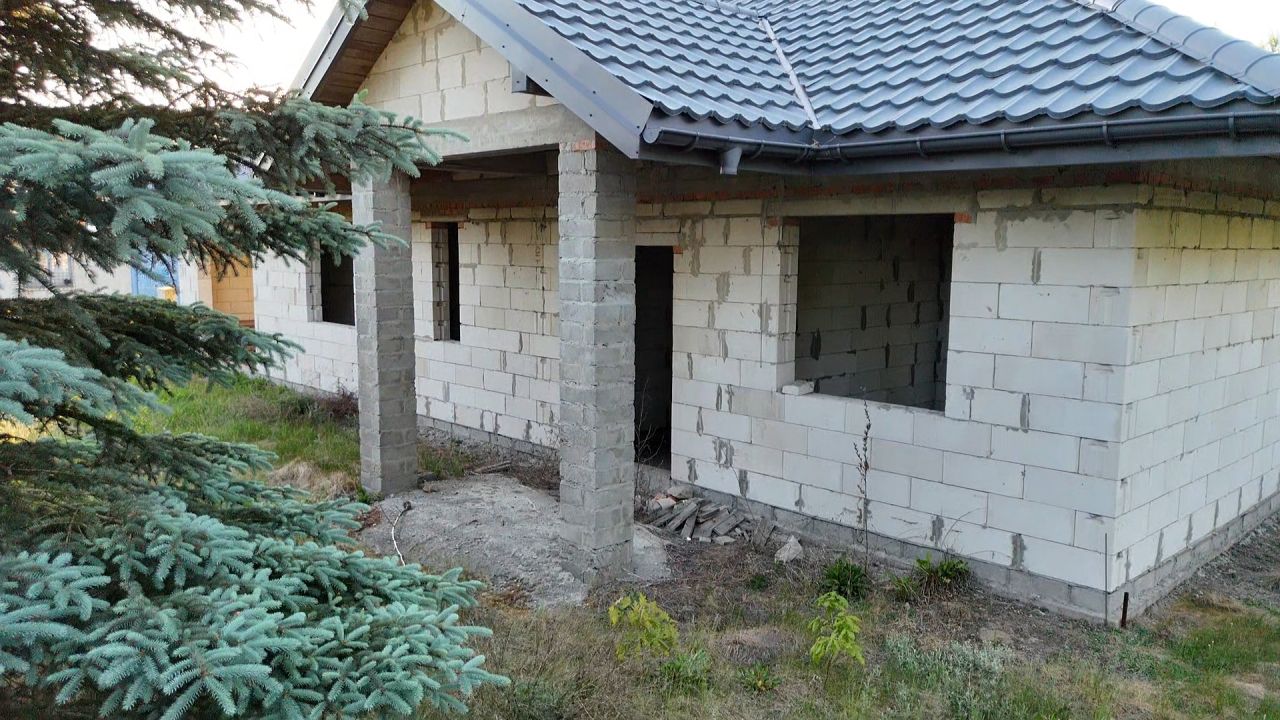 dom wolnostojący, 4 pokoje Zaduszniki. Zdjęcie 3