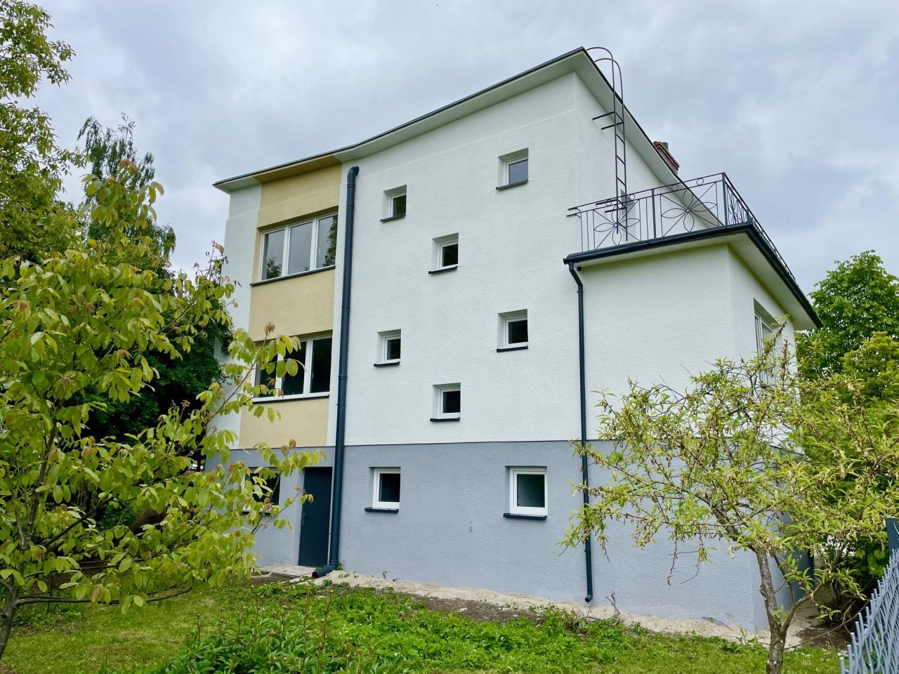 dom wolnostojący, 5 pokoi Chocznia, ul. Tadeusza Kościuszki. Zdjęcie 2