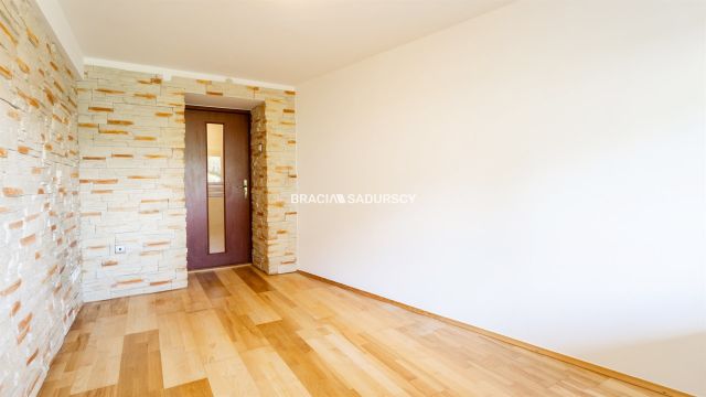 bliźniak, 6 pokoi Kokotów. Zdjęcie 10