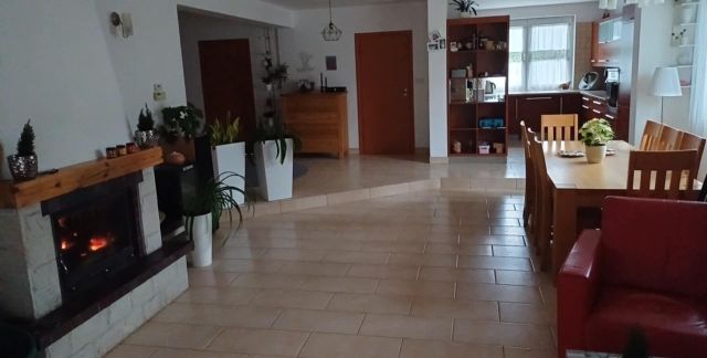 dom wolnostojący, 5 pokoi Dzięcioły, Bartnicza. Zdjęcie 8