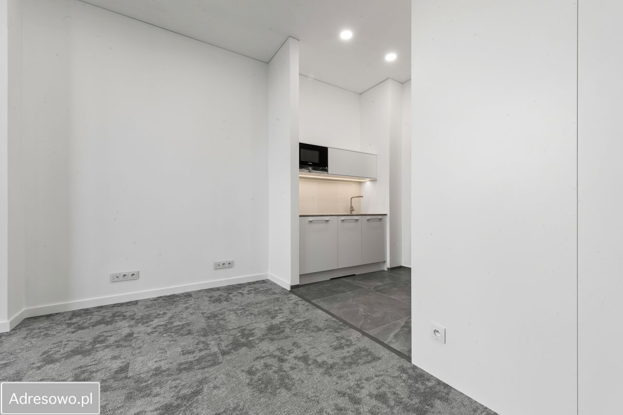 Biuro Warszawa Wola, al. Prymasa Tysiąclecia. Zdjęcie 7