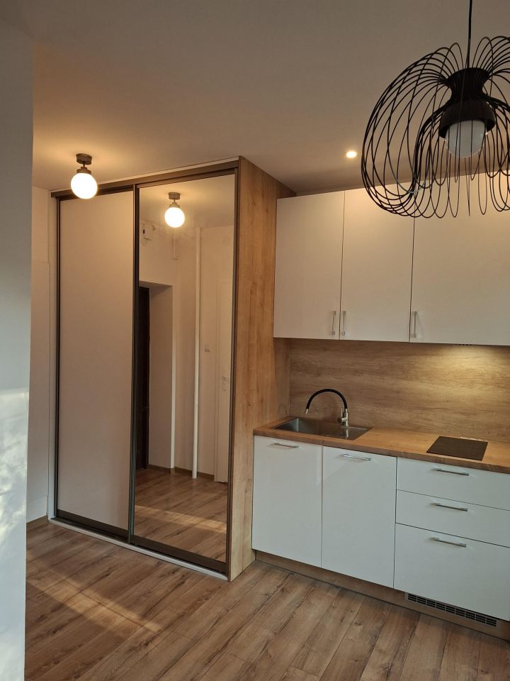 Mieszkanie 1-pokojowe Warszawa Praga-Południe, ul. Saska