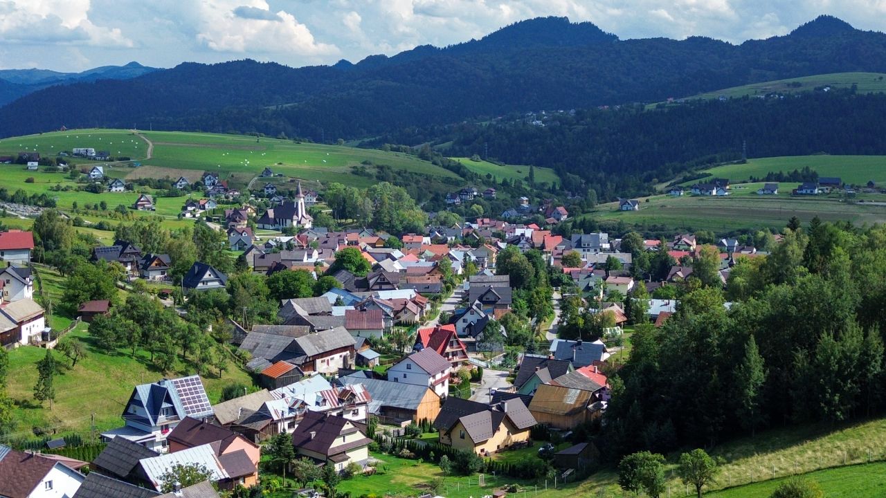 bliźniak, 3 pokoje Grywałd. Zdjęcie 4