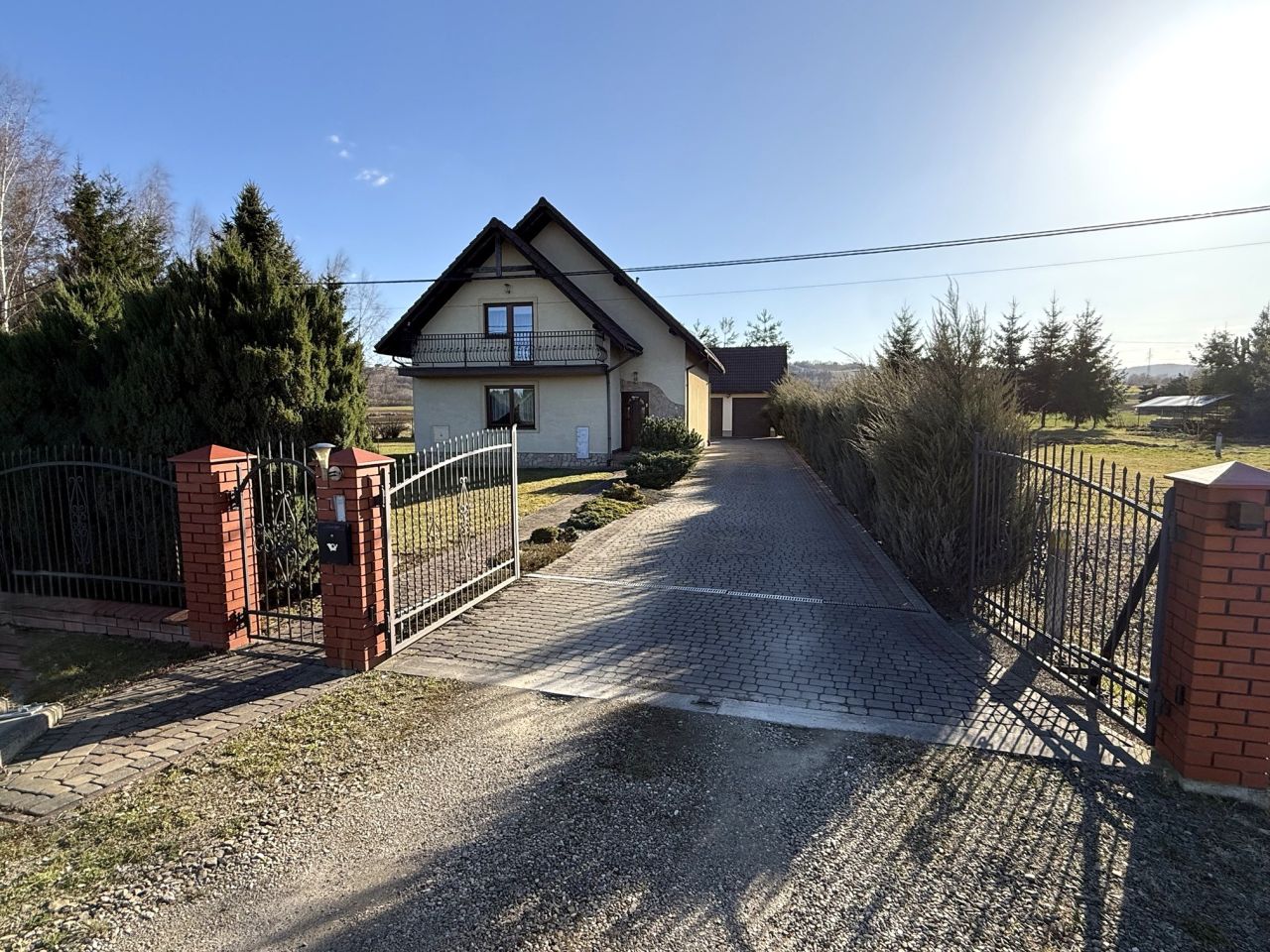 dom wolnostojący, 4 pokoje Mszanka. Zdjęcie 2