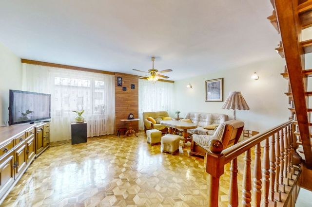 dom szeregowy, 6 pokoi Łódź Retkinia, ul. Christiana Andersena. Zdjęcie 2