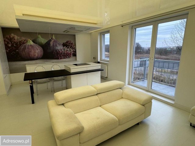 Mieszkanie 3-pokojowe Piekary Śląskie Lipka, ul. Szpaków. Zdjęcie 1