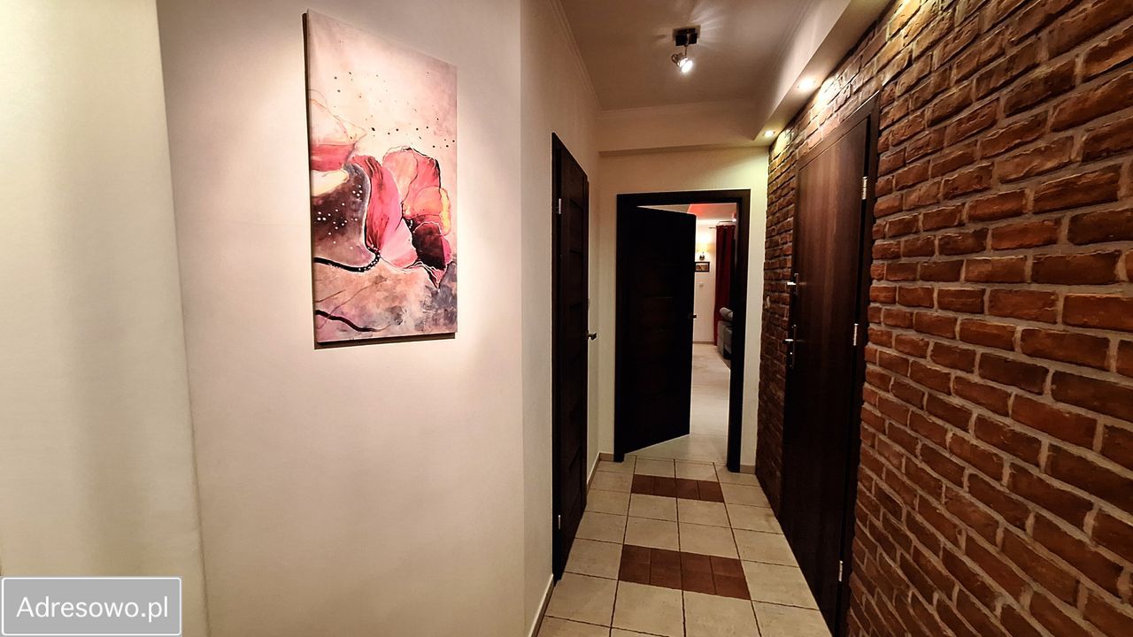 dom szeregowy, 5 pokoi Karwiany, ul. Wiśniowa. Zdjęcie 3