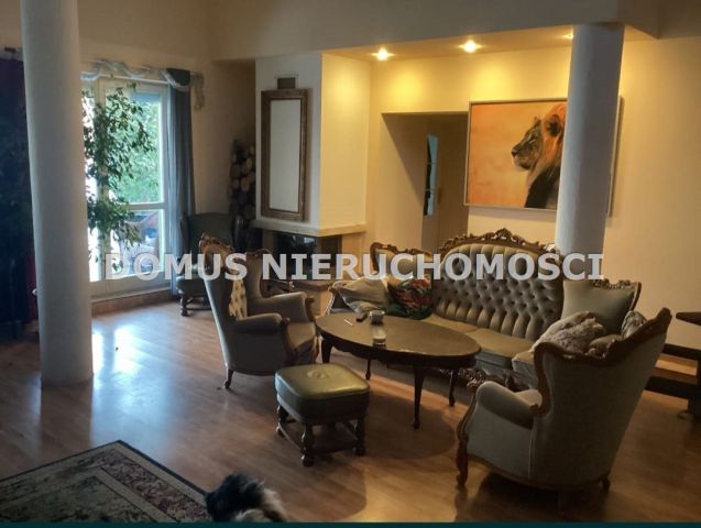 dom wolnostojący, 5 pokoi Piotrków Trybunalski. Zdjęcie 1