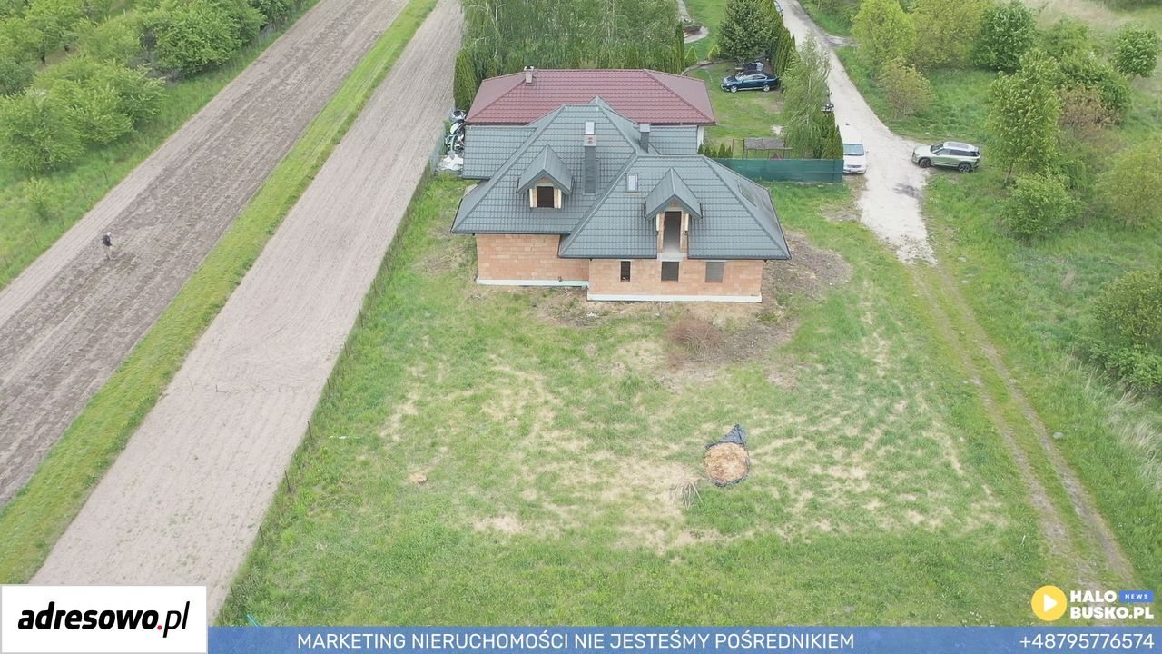 dom wolnostojący, 4 pokoje Bronina. Zdjęcie 11