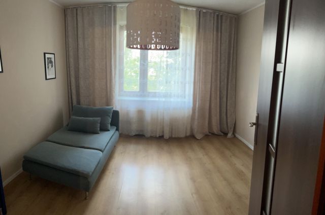 dom wolnostojący, 8 pokoi Rząska, ul. Krzyżowa. Zdjęcie 2