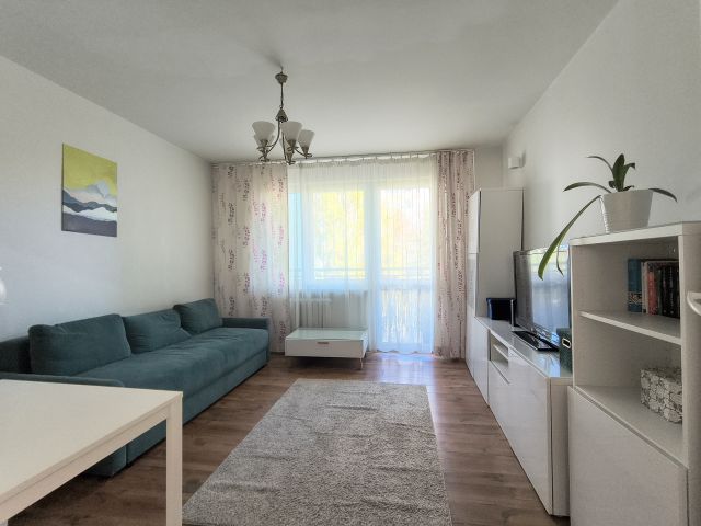 Mieszkanie 3-pokojowe Warszawa Ursynów, ul. Związku Walki Młodych. Zdjęcie 1