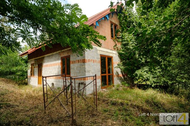 dom wolnostojący, 4 pokoje Nowa Jastrząbka. Zdjęcie 2