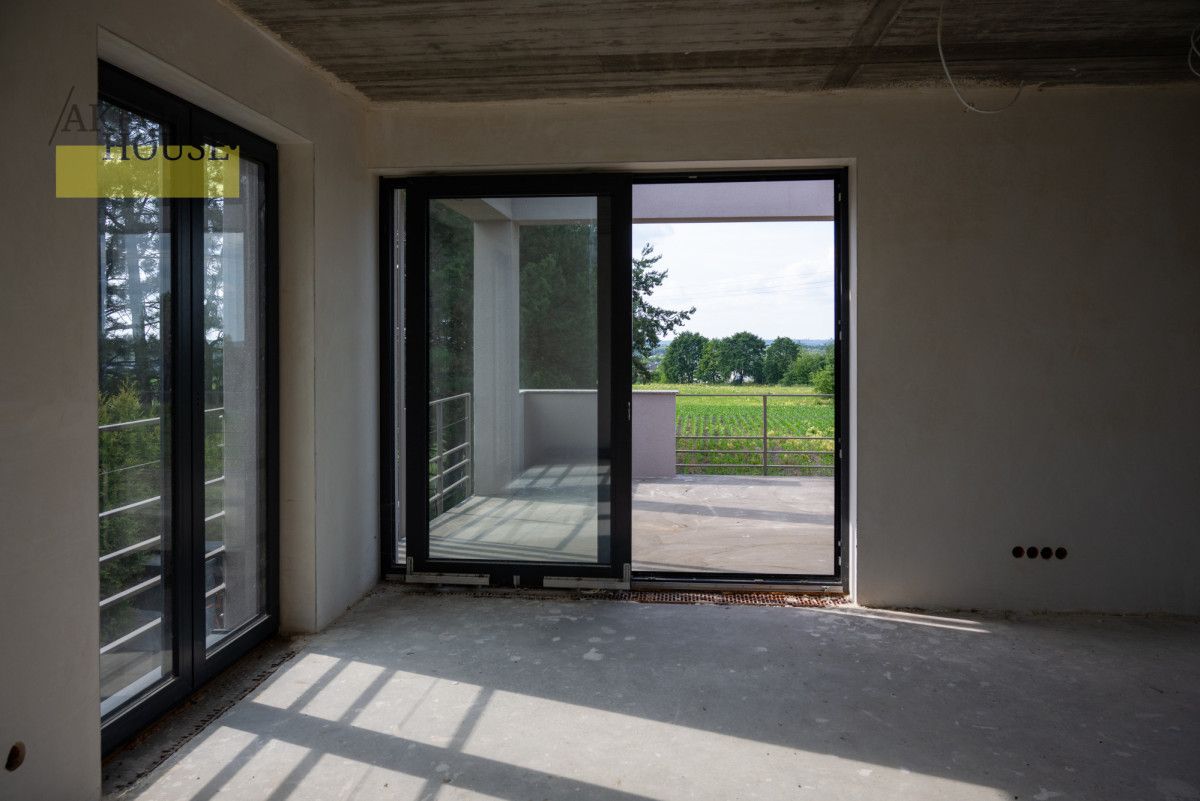 Mieszkanie 4-pokojowe Mikołów Centrum, ul. Poprzeczna. Zdjęcie 3