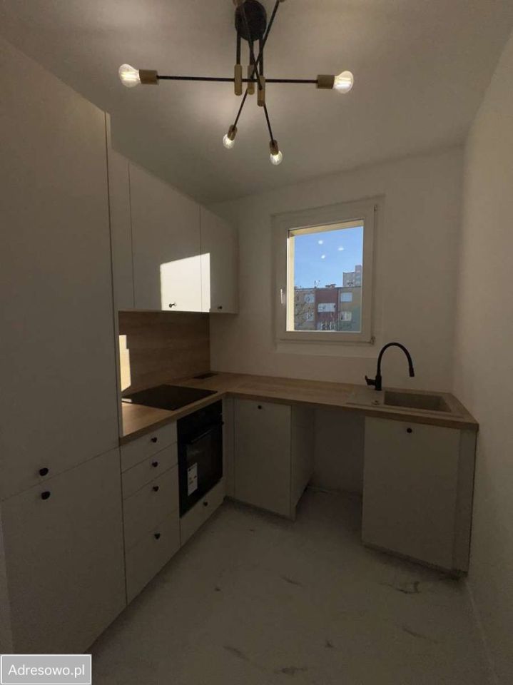 Mieszkanie 2-pokojowe Wałbrzych Piaskowa Góra, ul. Władysława Broniewskiego. Zdjęcie 3