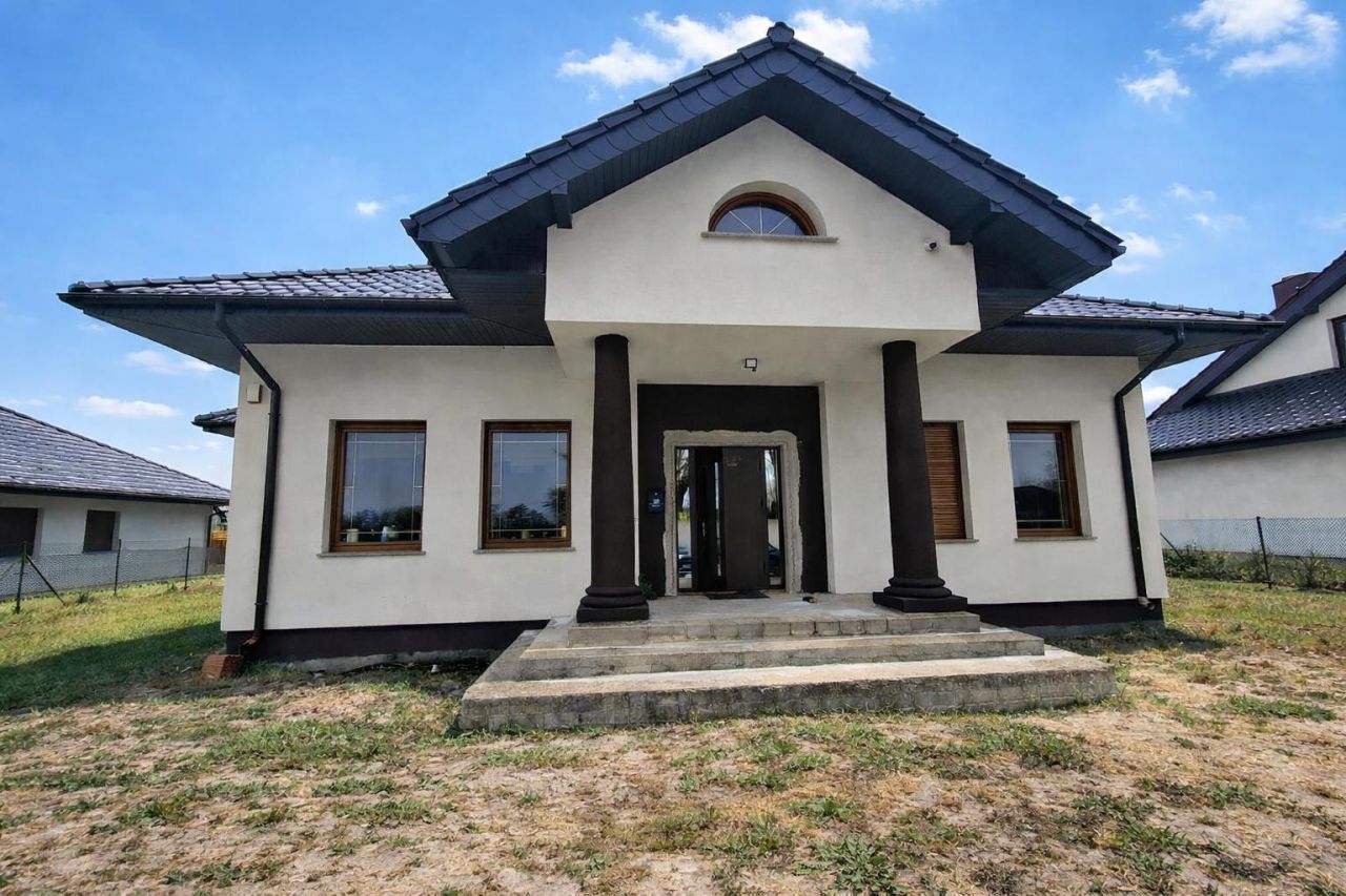 dom wolnostojący, 4 pokoje Stare Miasto, Janowicka. Zdjęcie 2