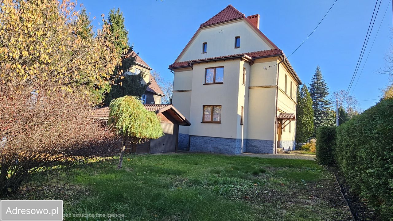 dom wolnostojący, 6 pokoi Bielsko-Biała Przy Strzelnicy, ul. Andrzeja Struga