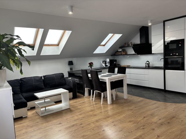 Mieszkanie 3-pokojowe Dąbrowa Górnicza Centrum, ul. Stara. Zdjęcie 1