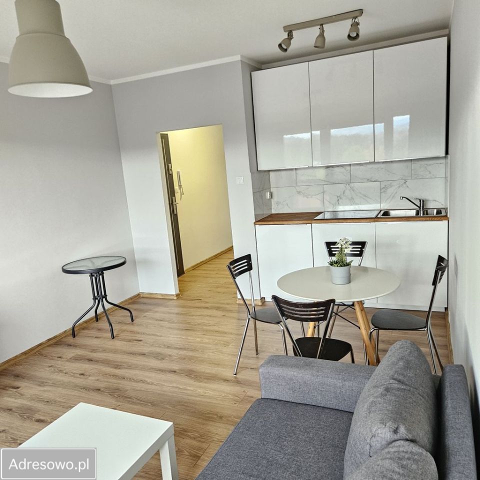 Mieszkanie 2-pokojowe Żywiec, os. 700-lecia. Zdjęcie 5