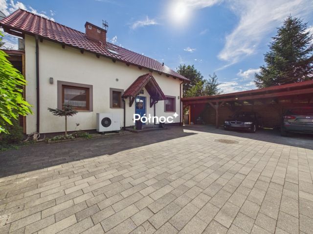 dom wolnostojący, 5 pokoi Krzepielów. Zdjęcie 2