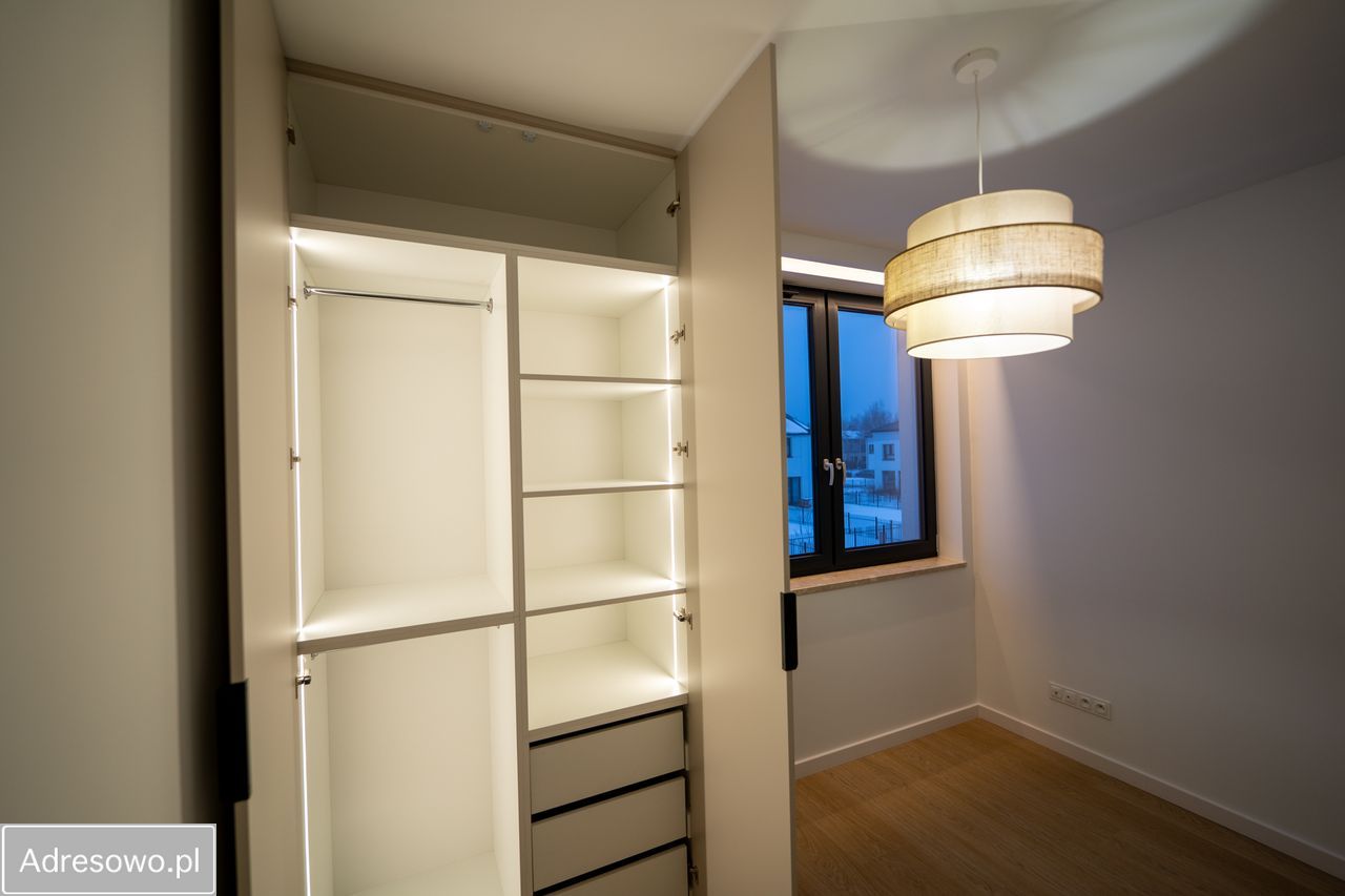 dom szeregowy, 5 pokoi Stara Wieś. Zdjęcie 3