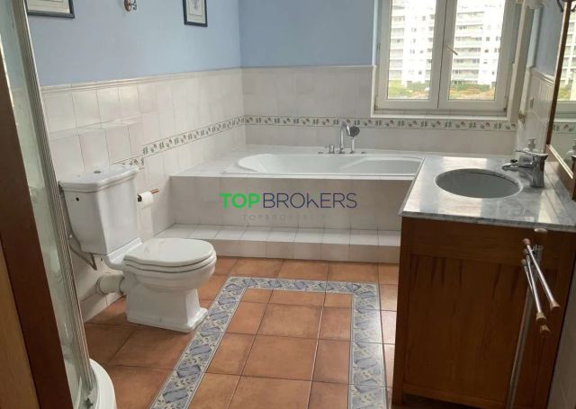 Mieszkanie 4-pokojowe Warszawa Praga-Południe, ul. Szkoły Orląt. Zdjęcie 3