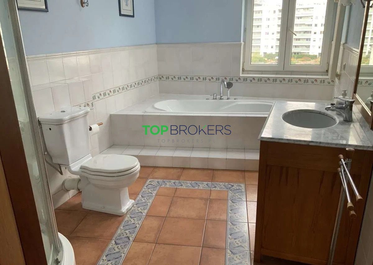 Mieszkanie 4-pokojowe Warszawa Praga-Południe, ul. Szkoły Orląt. Zdjęcie 3