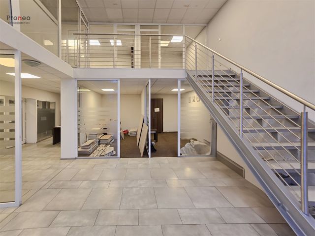 dom wolnostojący, 5 pokoi Chylin. Zdjęcie 8