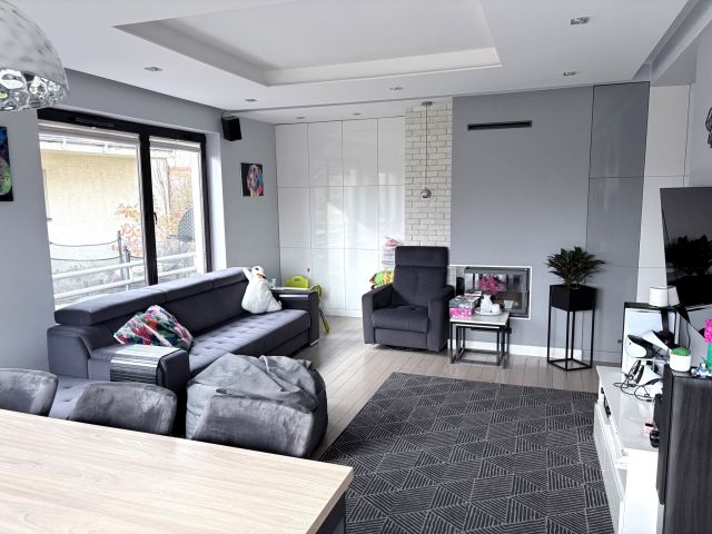 bliźniak, 4 pokoje Warszawa Białołęka. Zdjęcie 1