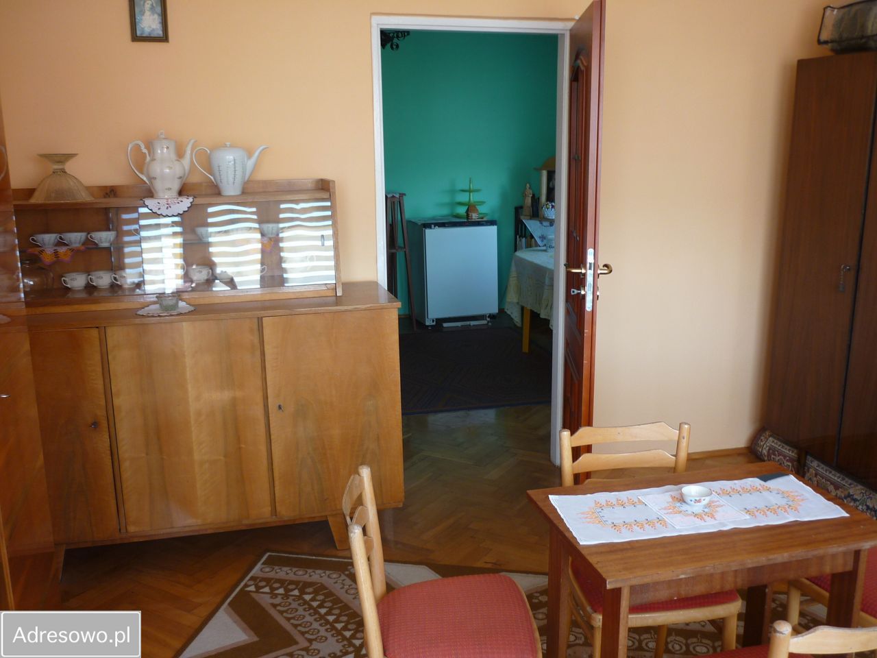 dom wolnostojący, 6 pokoi Niewęgłosz. Zdjęcie 12