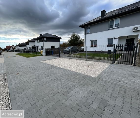 bliźniak, 4 pokoje Łajski, ul. Stanisława Moniuszki. Zdjęcie 1