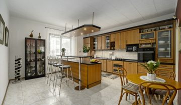 dom wolnostojący, 7 pokoi Warszawa Bemowo, ul. Lustrzana