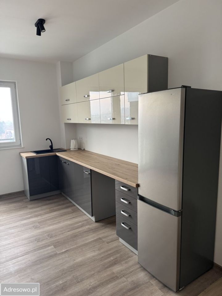 Mieszkanie 2-pokojowe Czechowice-Dziedzice, ul. Wesoła. Zdjęcie 2