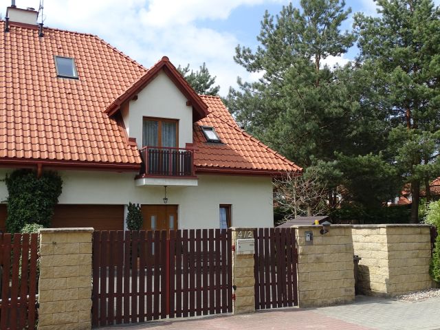 bliźniak, 5 pokoi Łazy, ul. Jasna. Zdjęcie 1