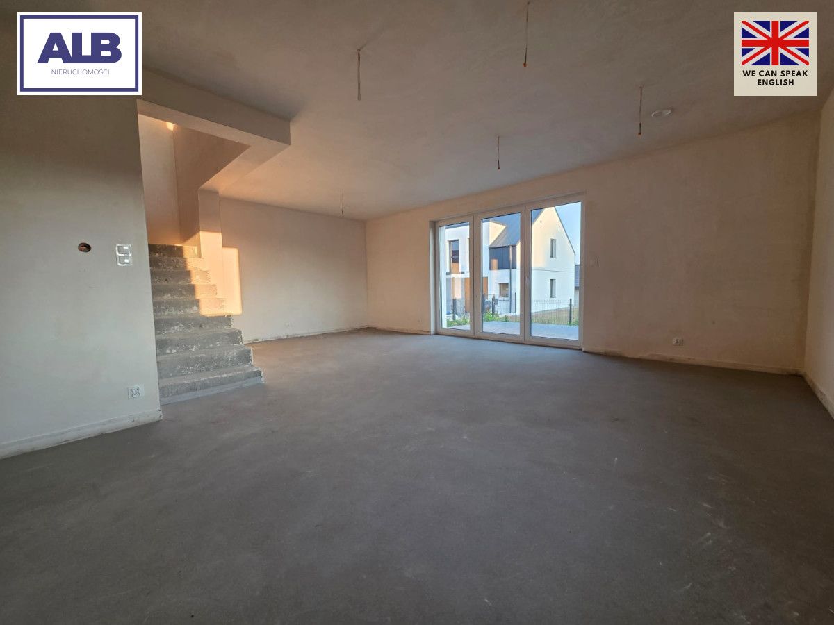 bliźniak, 5 pokoi Kiełpino. Zdjęcie 9