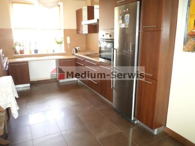 bliźniak, 4 pokoje Górno. Zdjęcie 6