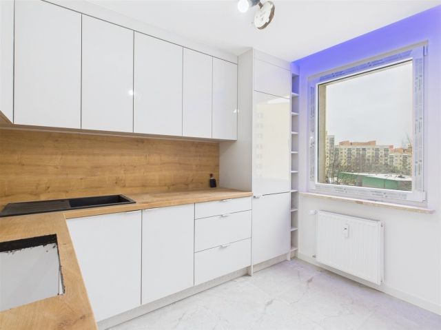 Mieszkanie 3-pokojowe Dąbrowa Górnicza Mydlice, ul. Legionów Polskich. Zdjęcie 2