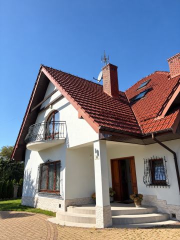 dom wolnostojący, 7 pokoi Modlniczka, ul. Krakowska. Zdjęcie 1