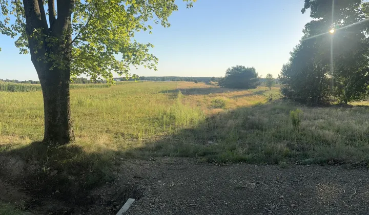 Działka rolno-budowlana Jaroszki