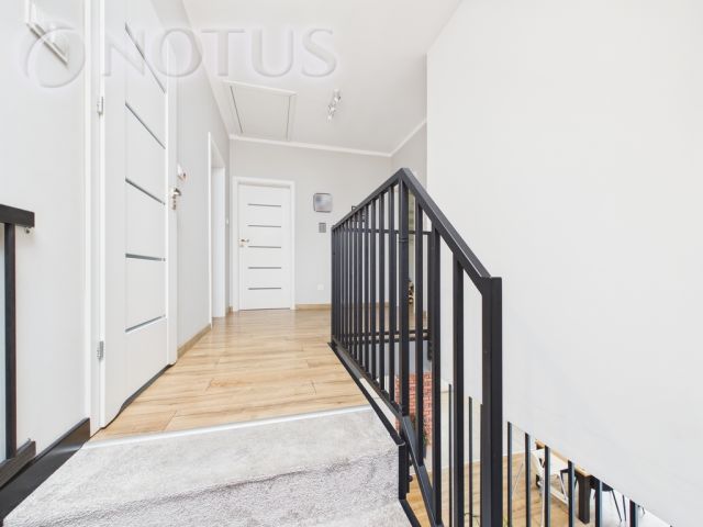 dom wolnostojący, 4 pokoje Wola. Zdjęcie 4