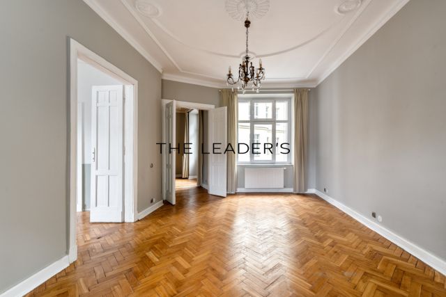 Mieszkanie 4-pokojowe Warszawa Śródmieście, ul. Piękna. Zdjęcie 1