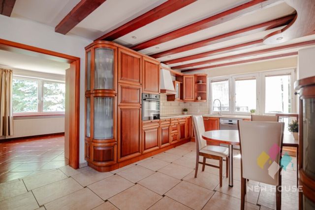 bliźniak, 9 pokoi Zalbki. Zdjęcie 9