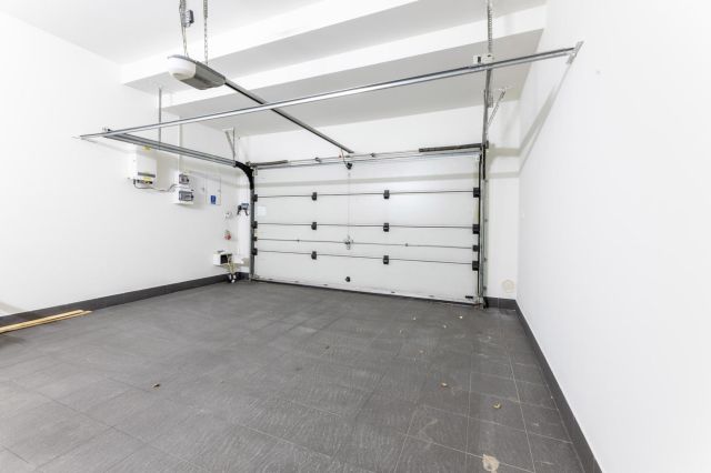 dom wolnostojący, 5 pokoi Chyby, ul. Jesionowa. Zdjęcie 20